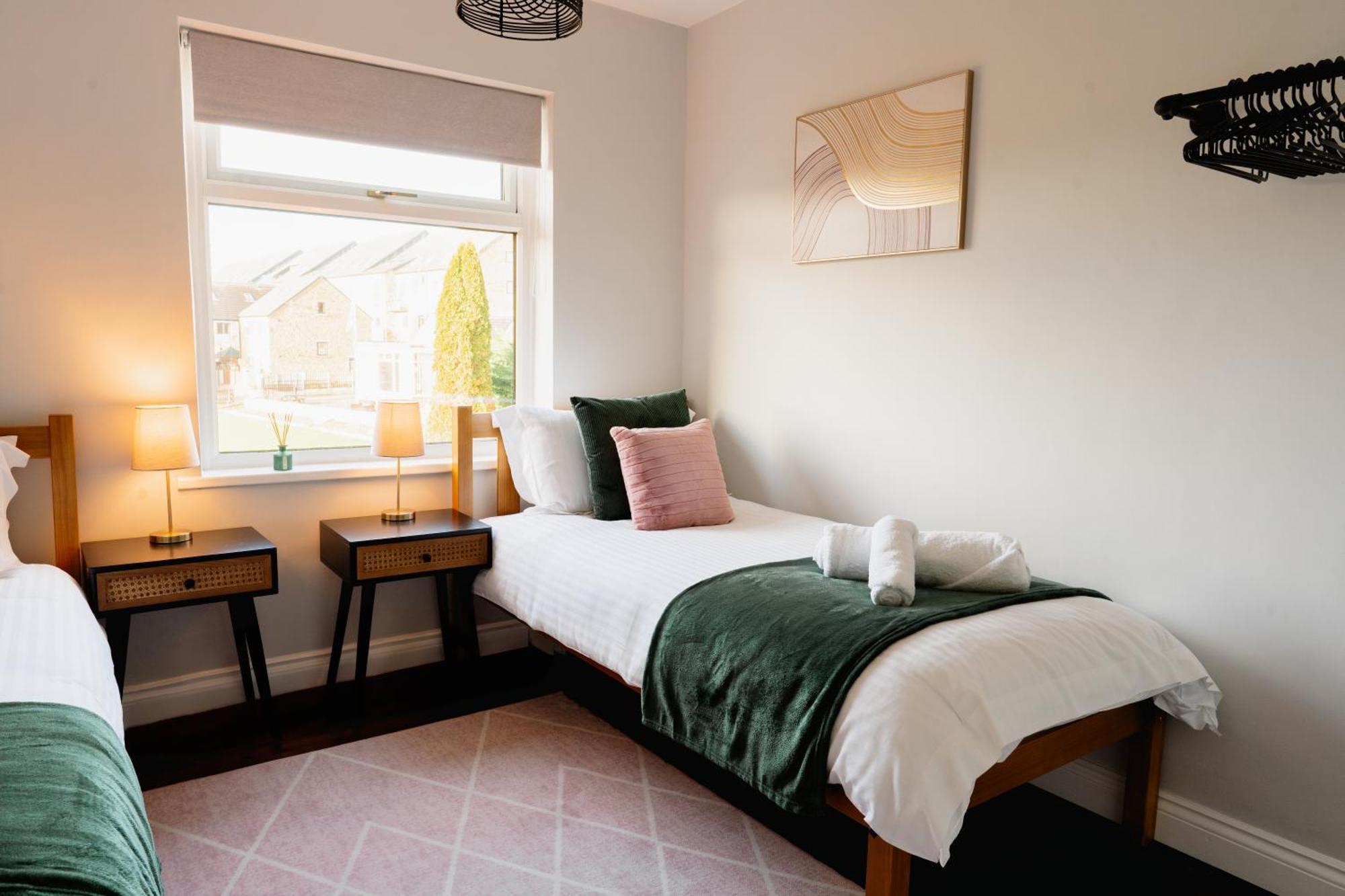 Bowling Terrace By Above Rubies - Stylish, 3 Bedroom, Pet Friendly House In Skipton Dış mekan fotoğraf