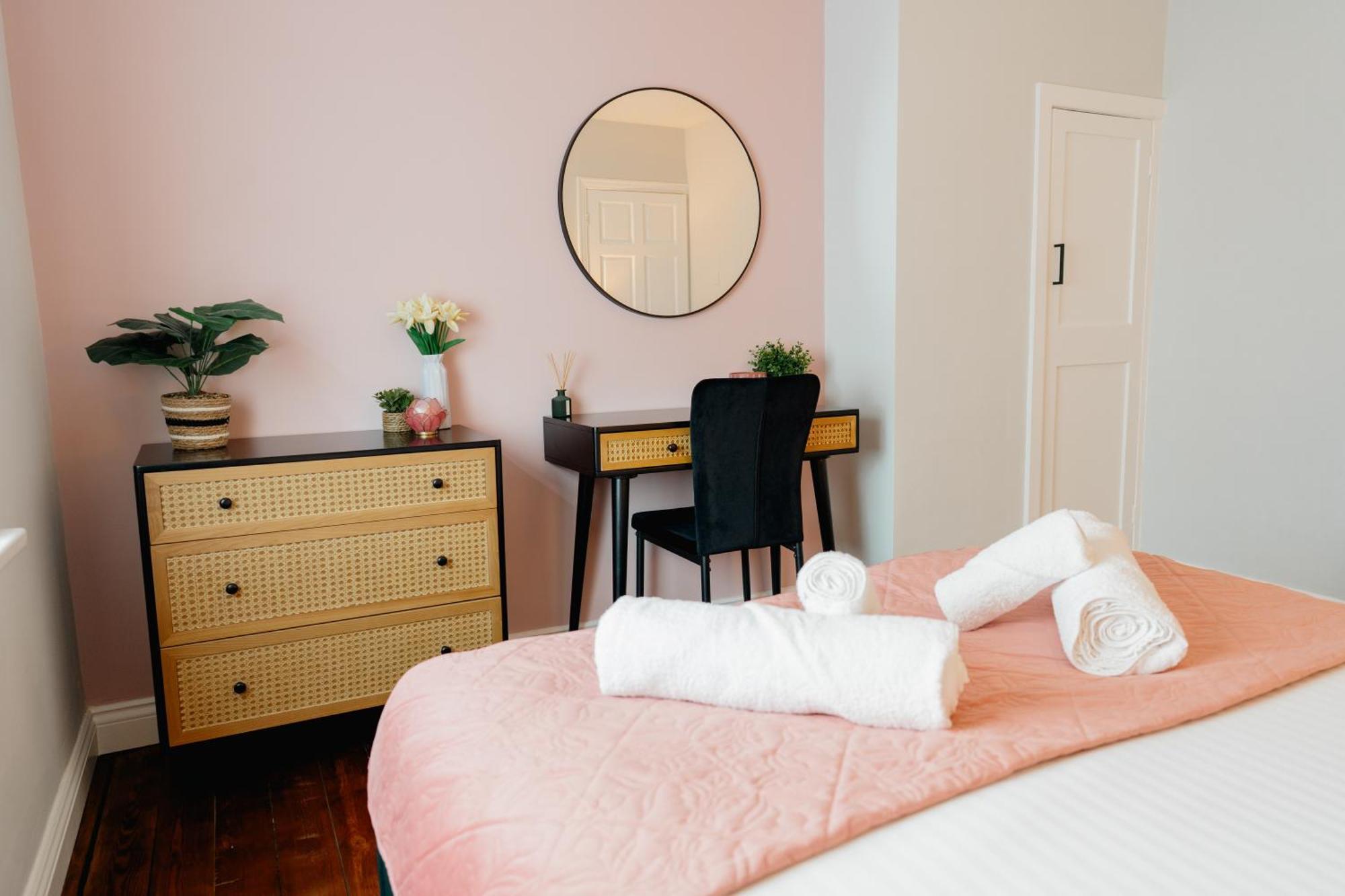 Bowling Terrace By Above Rubies - Stylish, 3 Bedroom, Pet Friendly House In Skipton Dış mekan fotoğraf